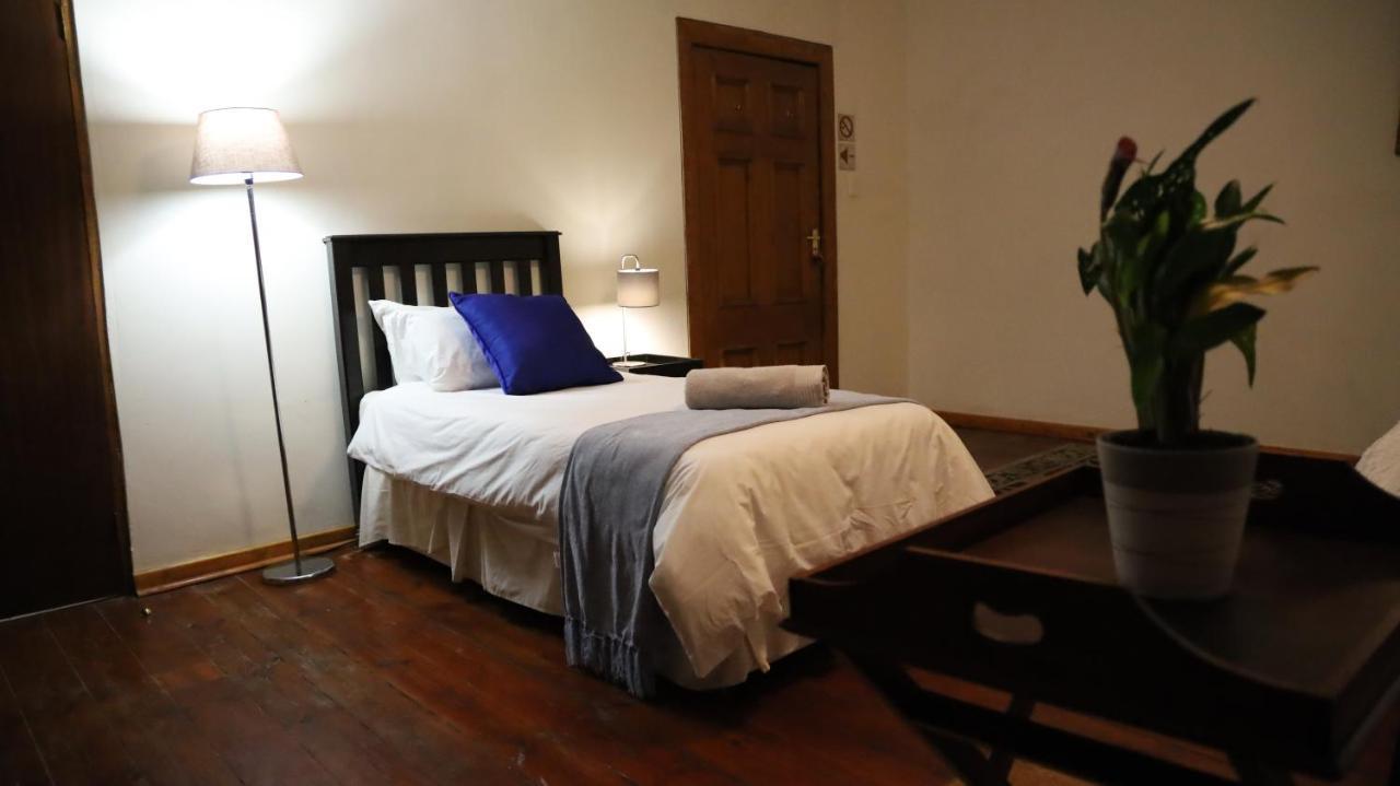 The Oak Potch Guesthouse Potchefstroom Exteriör bild