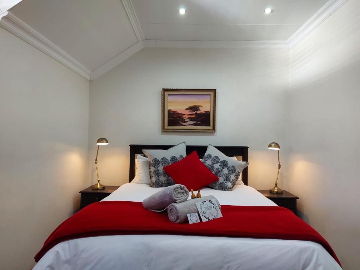 The Oak Potch Guesthouse Potchefstroom Exteriör bild