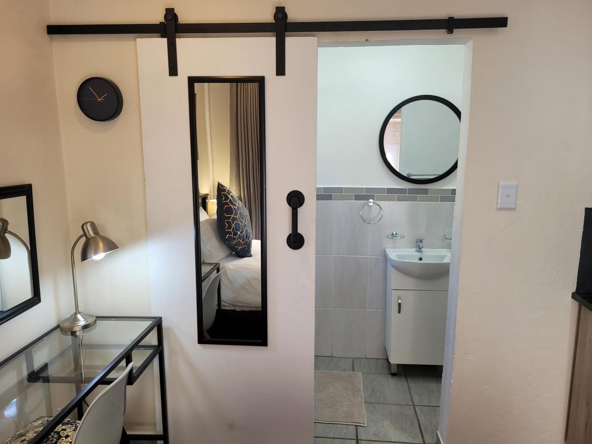 The Oak Potch Guesthouse Potchefstroom Exteriör bild